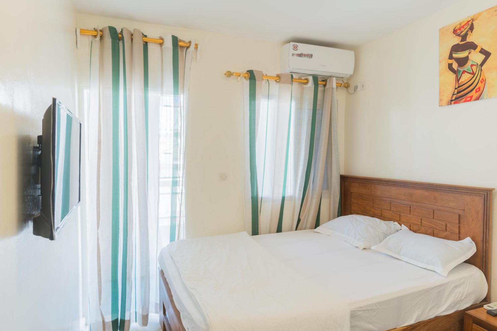 Residence Kane Diallo- Appartements Elegants Et Centraux A Dakar Exteriör bild