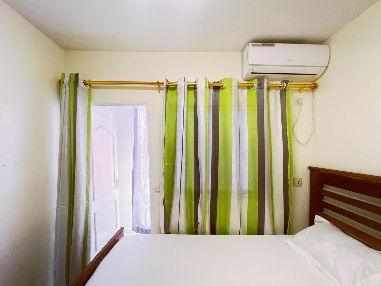 Residence Kane Diallo- Appartements Elegants Et Centraux A Dakar Exteriör bild