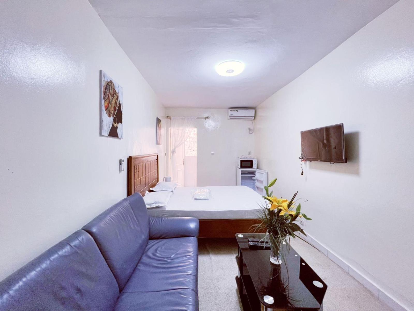 Residence Kane Diallo- Appartements Elegants Et Centraux A Dakar Exteriör bild
