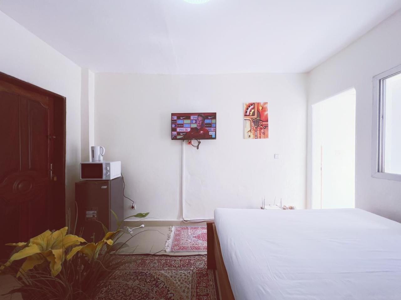 Residence Kane Diallo- Appartements Elegants Et Centraux A Dakar Exteriör bild